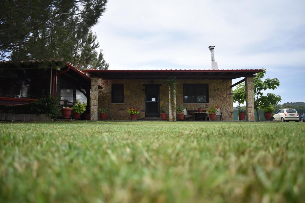 Konaki Guesthouse ออร์โมส ปานากีอาส ภายนอก รูปภาพ