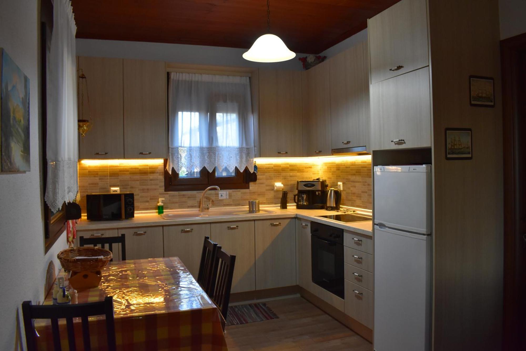 Konaki Guesthouse ออร์โมส ปานากีอาส ภายนอก รูปภาพ